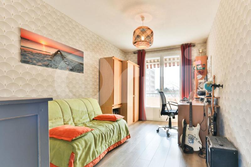 Appartement - 83 m² - 4 pièces