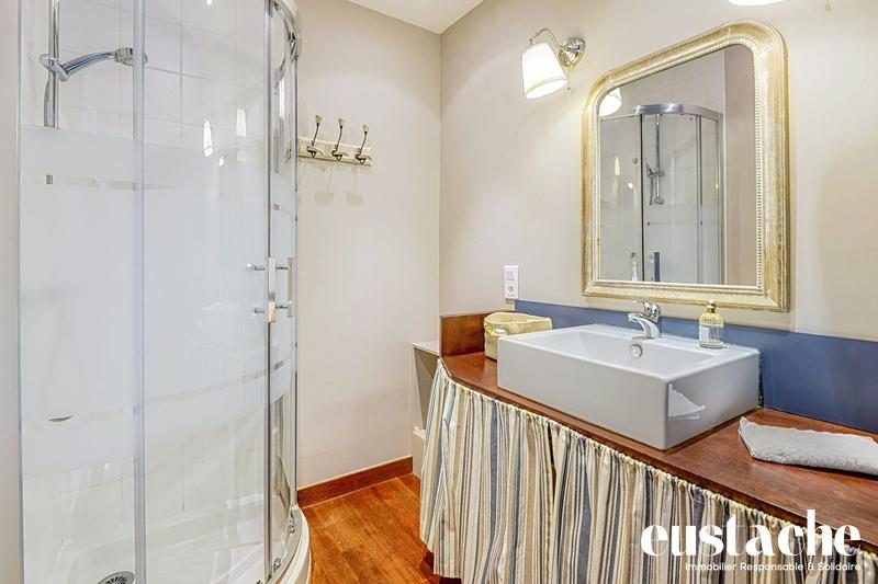 Appartement - 103 m² - 5 pièces