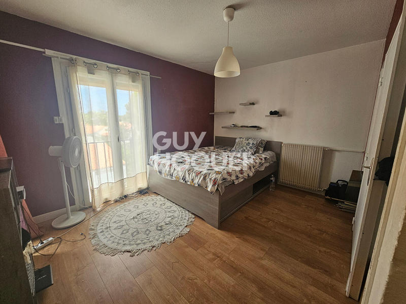 Appartement - 100 m² - 5 pièces