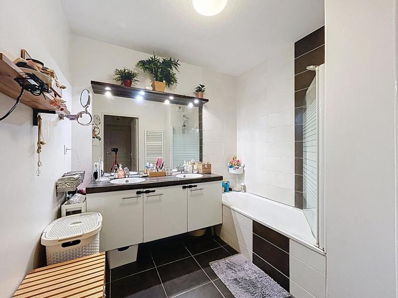 Appartement - 70 m² - 4 pièces