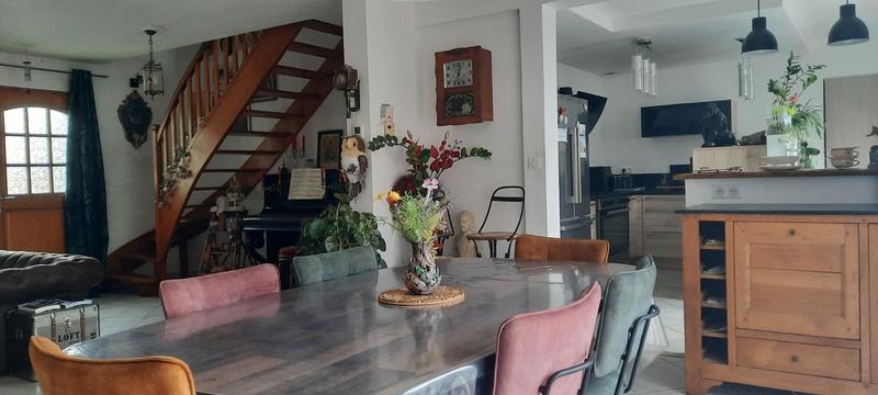 Maison - 124 m² - 6 pièces