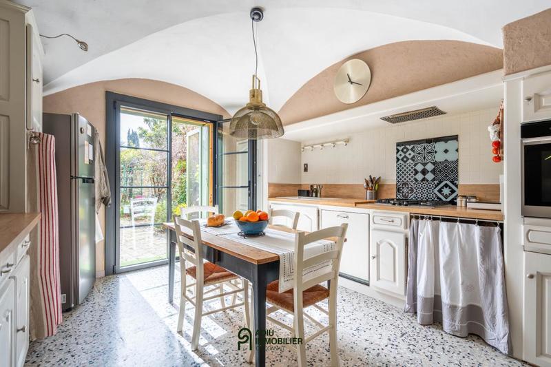 Mas - 150 m² - 6 pièces