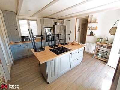 Maison en pierre - 121 m² - 5 pièces