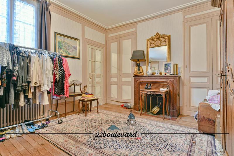 Appartement - 124 m² - 6 pièces