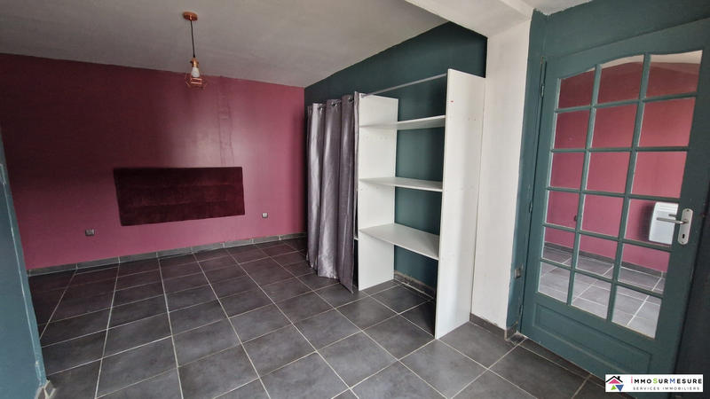 Maison - 300 m² - 10 pièces