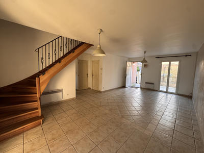 Maison - 92 m² - 4 pièces