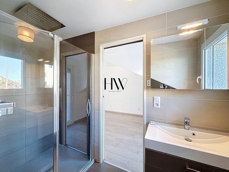 Maison - 165 m² - 6 pièces