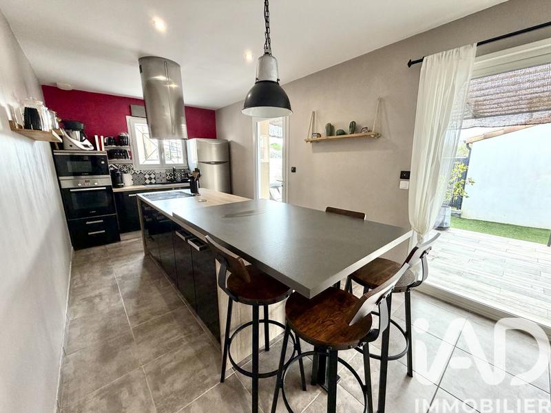 Maison - 90 m² - 4 pièces