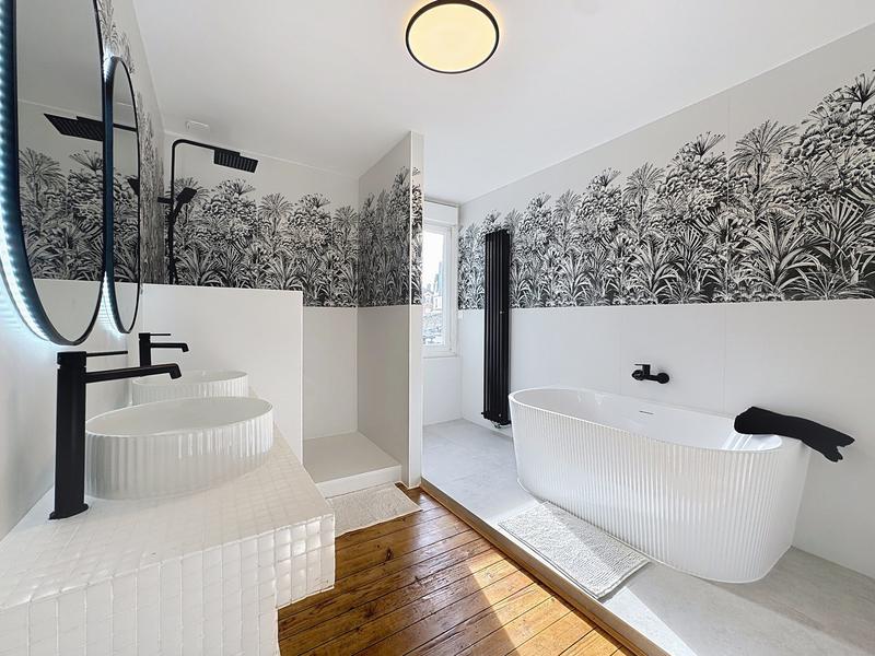 Maison - 135 m² - 6 pièces