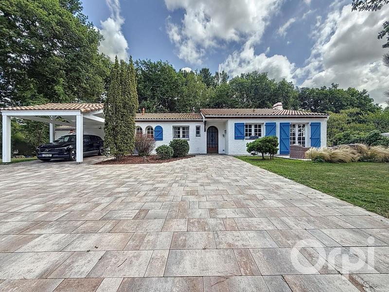 Maison - 141 m² - 4 pièces