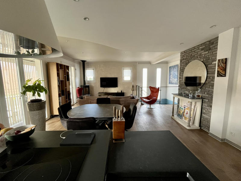 Appartement - 83 m² - 3 pièces