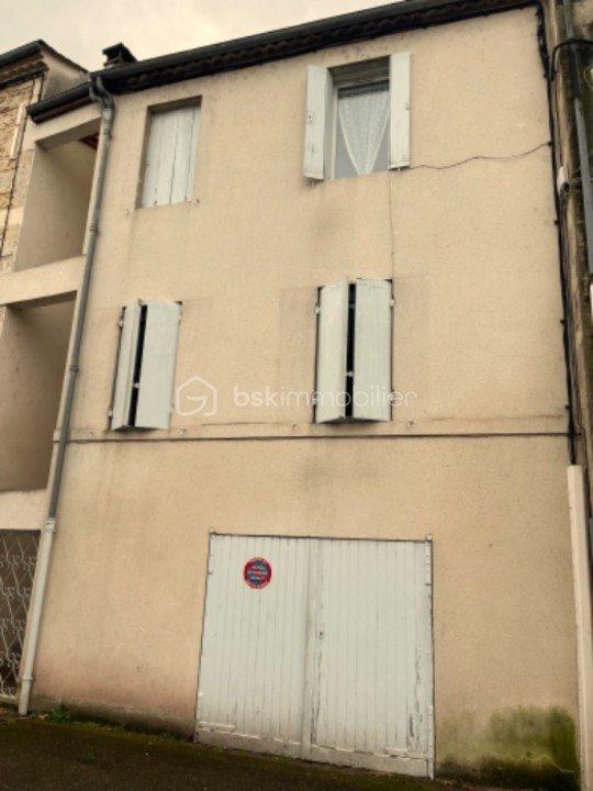 Maison de village - 178 m² - 8 pièces