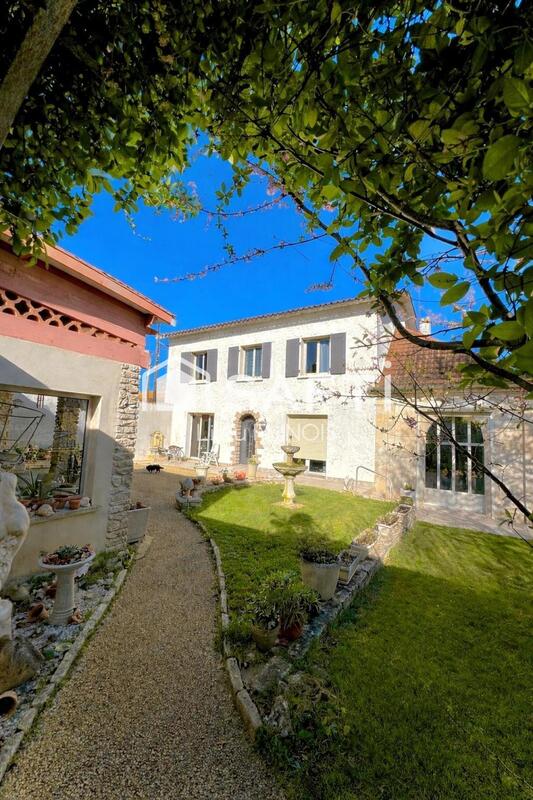 Maison - 182 m² - 4 pièces