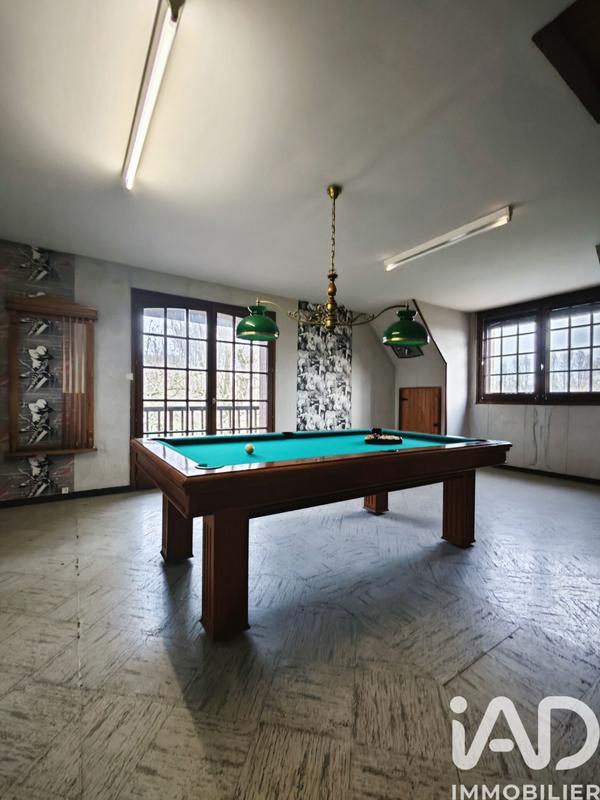 Maison - 217 m² - 8 pièces