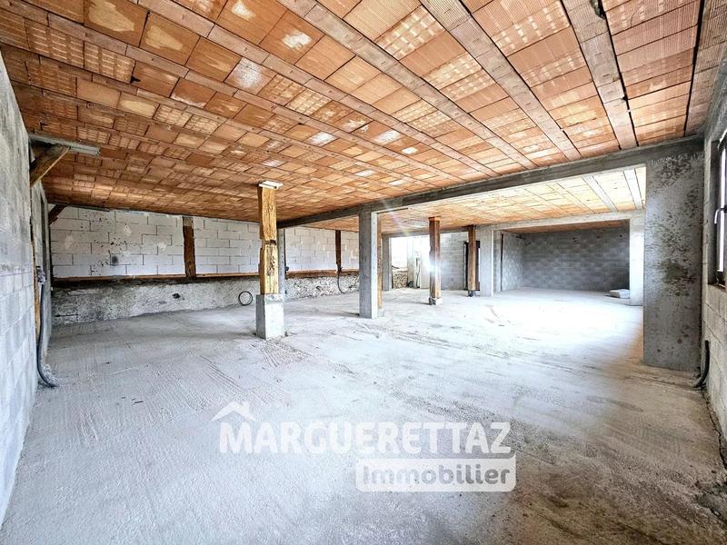 Appartement - 135 m² - 4 pièces