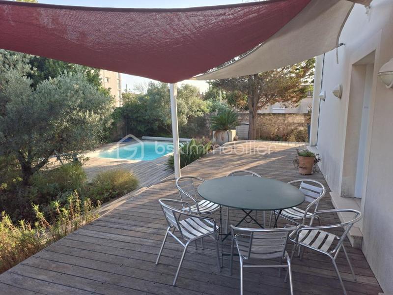 Maison - 182 m² - 4 pièces