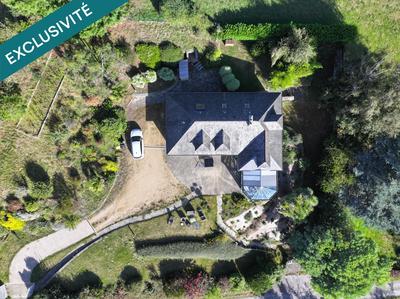 Villa - 180 m² - 7 pièces