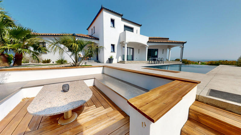 Maison - 154 m² - 6 pièces