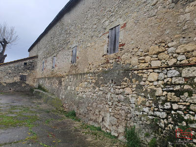 Maison ancienne - 1 m² - 1 pièce