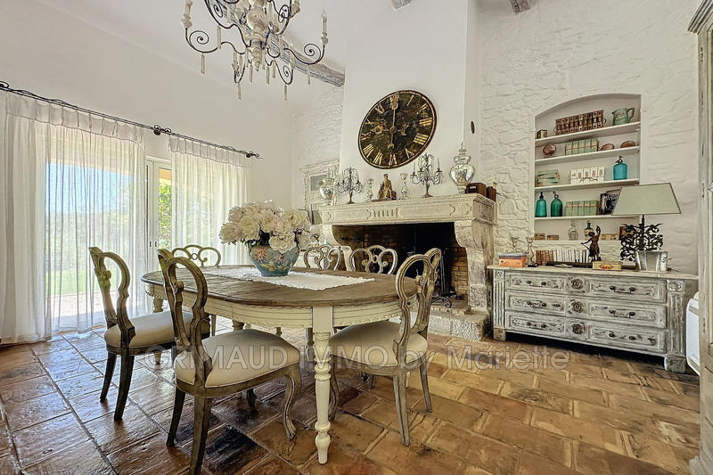 Villa - 163 m² - 5 pièces