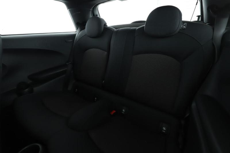 Mini Mini One 3p 102 ch