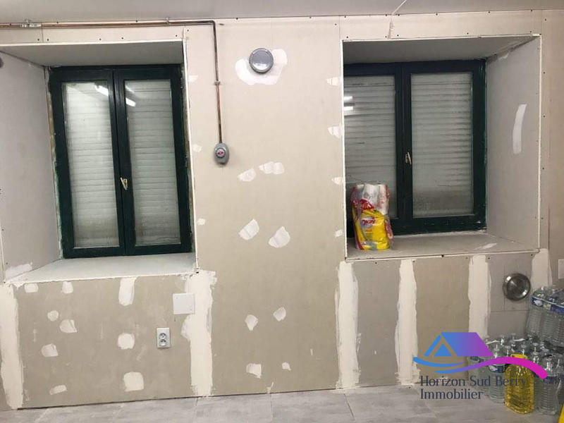 Maison - 280 m² - 12 pièces