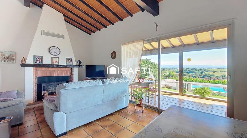 Maison - 95 m² - 3 pièces