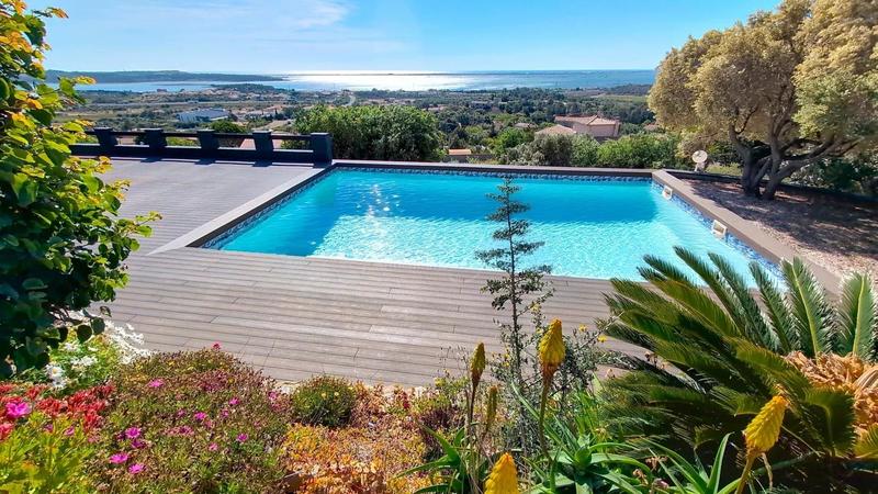 Maison - 263 m² - 8 pièces