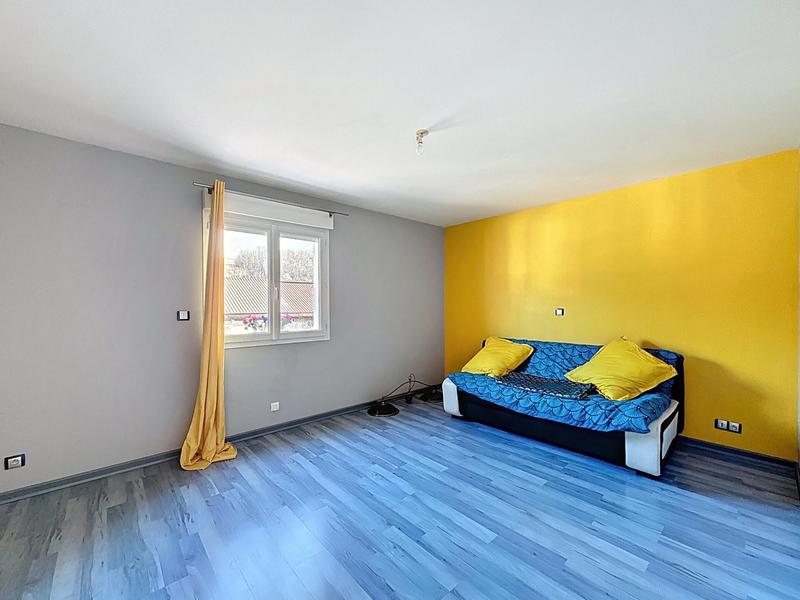 Local commercial - 8 pièces