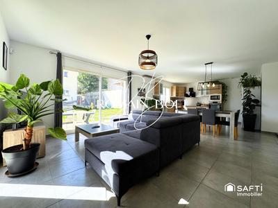 Maison - 91 m² - 4 pièces