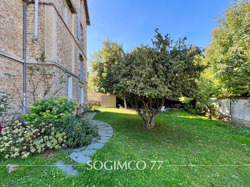 Maison - 115 m² - 6 pièces