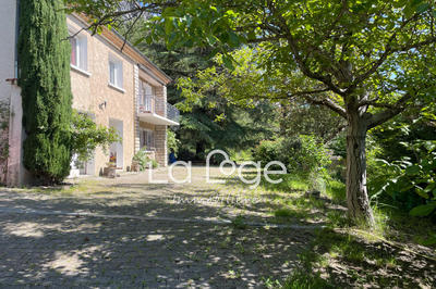 Maison - 129 m² - 5 pièces