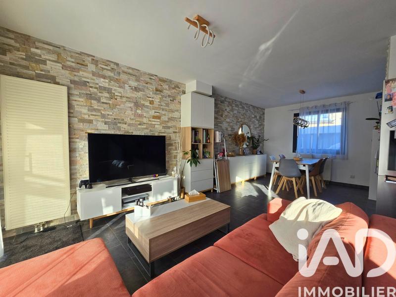 Maison - 93 m² - 5 pièces