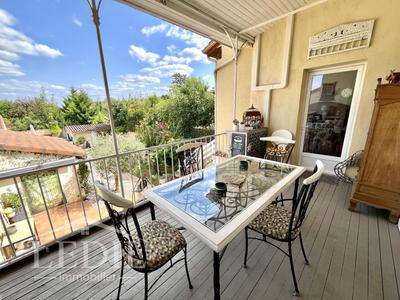 Maison de ville - 273 m² - 6 pièces