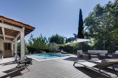 Maison - 175 m² - 8 pièces