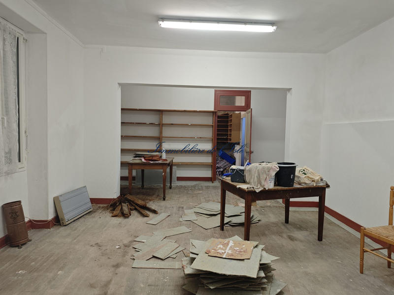 Maison - 285 m² - 11 pièces