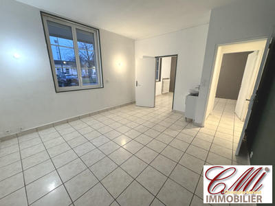 Appartement - 50 m² - 4 pièces