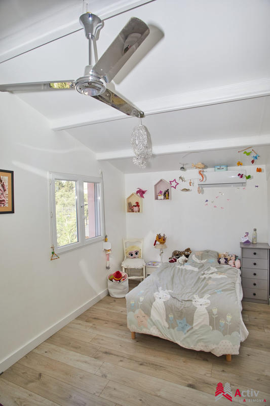 Villa - 180 m² - 6 pièces