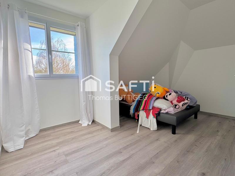 Maison - 250 m² - 9 pièces