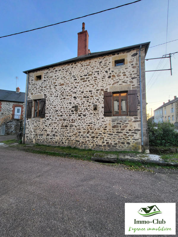 Maison ancienne - 180 m² - 3 pièces