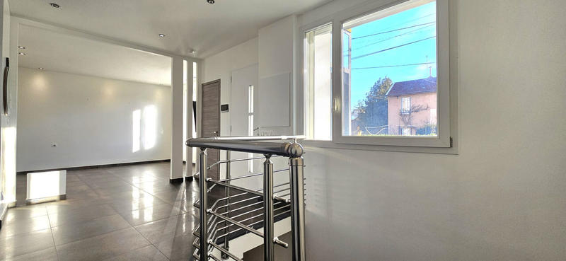 Appartement - 107 m² - 4 pièces