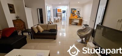 Chambre - 13 m² - 1 pièce