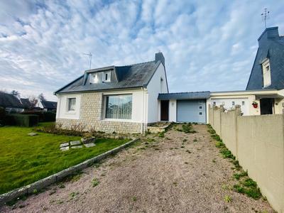 Maison - 140 m² - 6 pièces