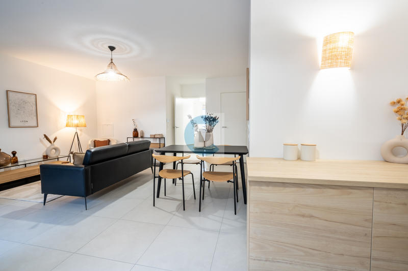 Appartement - 61 m² - 3 pièces