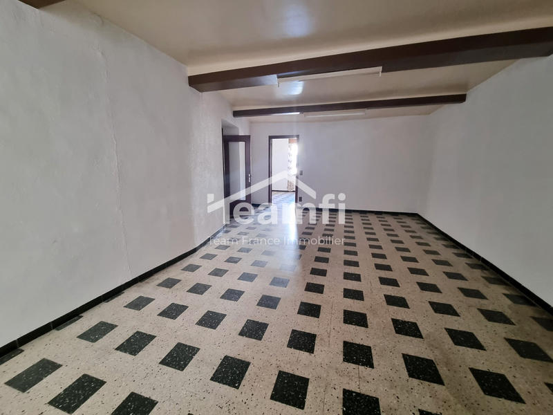 Maison - 226 m² - 8 pièces