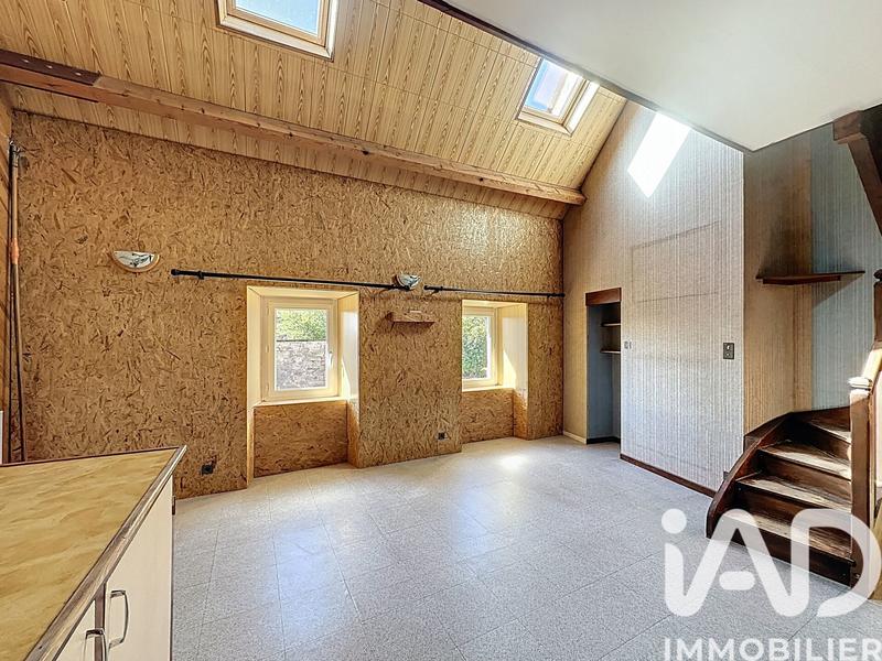 Maison - 199 m² - 9 pièces