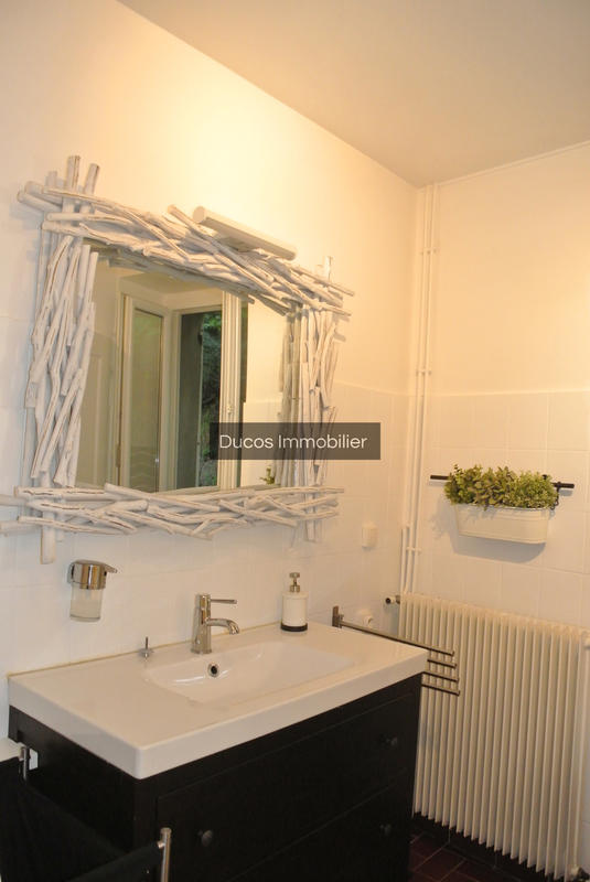 Maison - 246 m² - 6 pièces