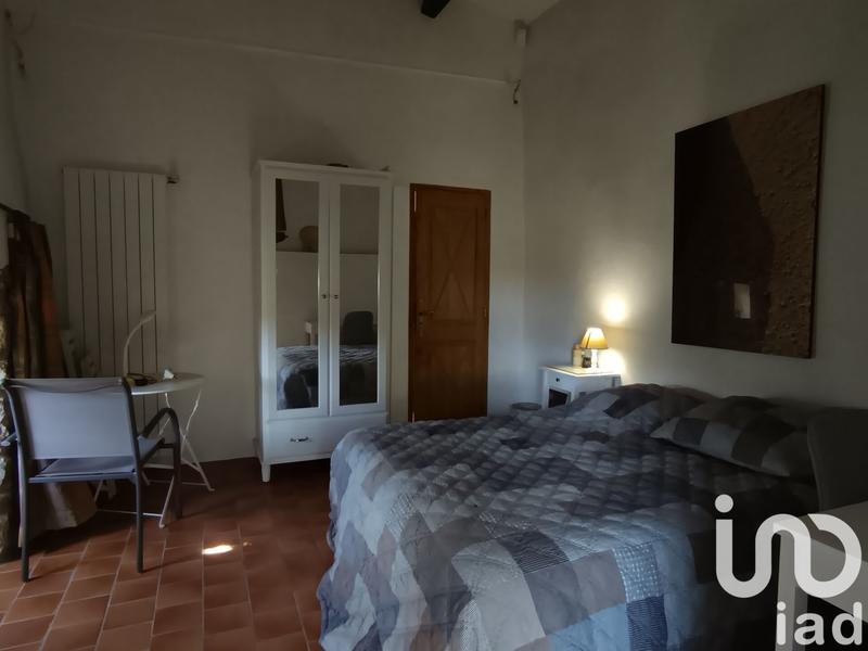 Maison - 230 m² - 9 pièces