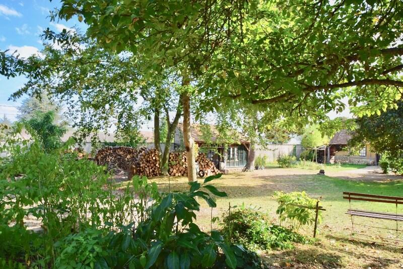 Propriété - 510 m² - 20 pièces