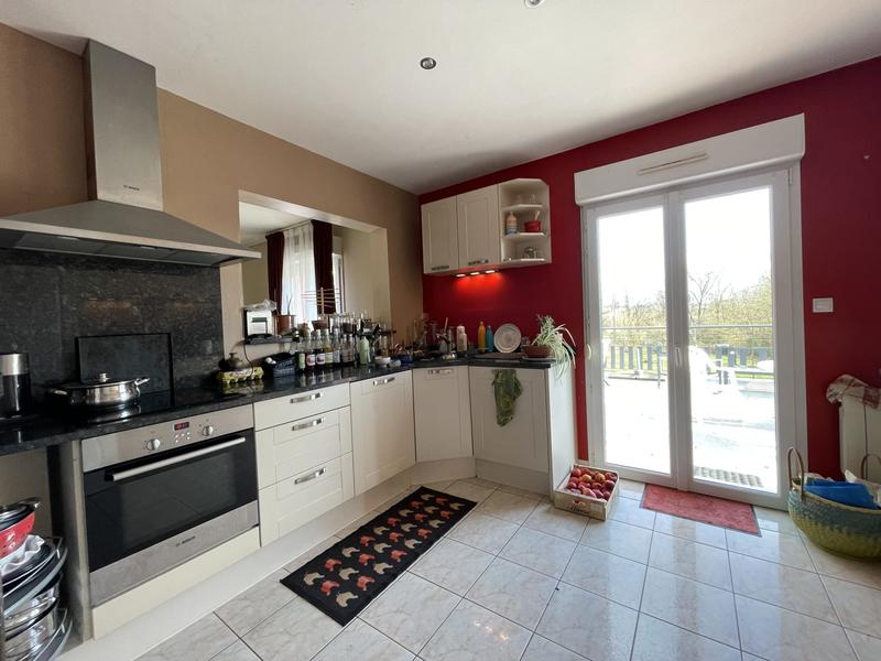 Maison - 140 m² - 6 pièces